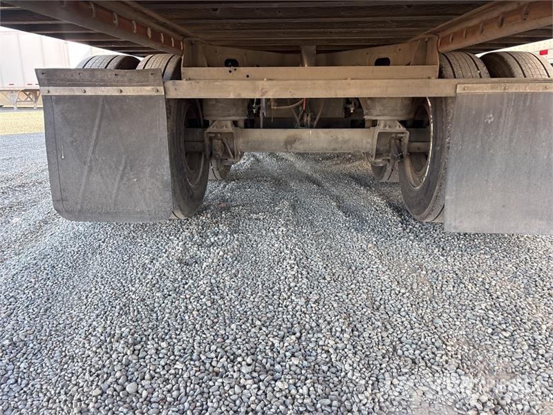 Utility VS2RA 48 ft x 96 in T/A Refrigerated Trailer Temperature controlled semi-trailers