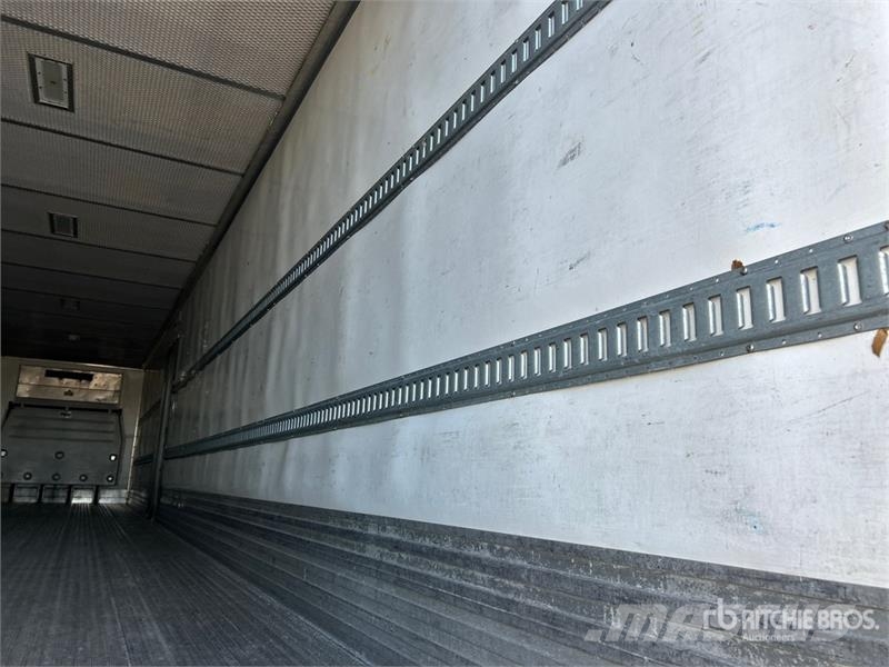 Utility VS2RA 48 ft x 102 in T/A Refrigerated Trailer Hladilne polprikolice