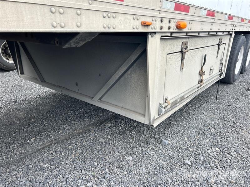 Utility VS2RA 48 ft x 102 in T/A Refrigerated Trailer Piekabes ar temperatūras kontroli
