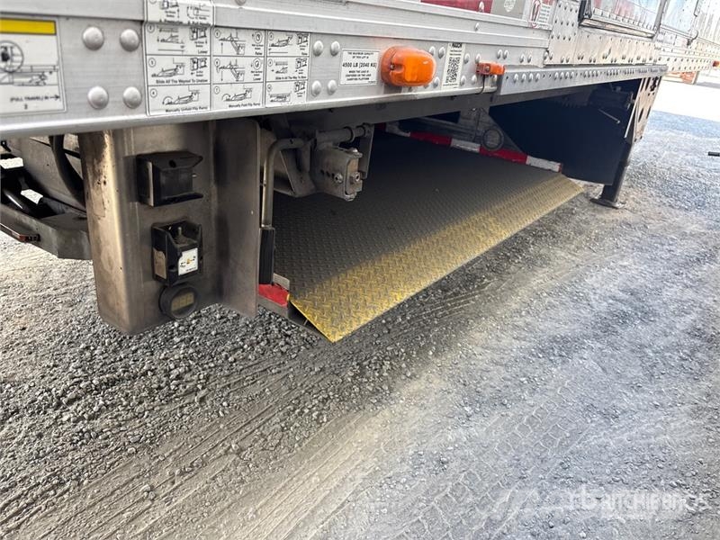 Utility VS2RA 48 ft x 102 in T/A Refrigerated Trailer 冷凍冷蔵トレーラー