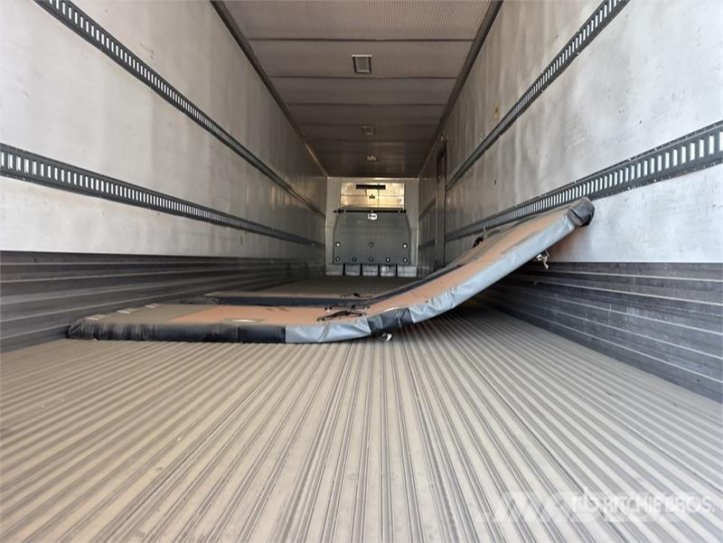 Utility VS2RA 48 ft x 96 in T/A Refrigerated Trailer Temperature controlled semi-trailers