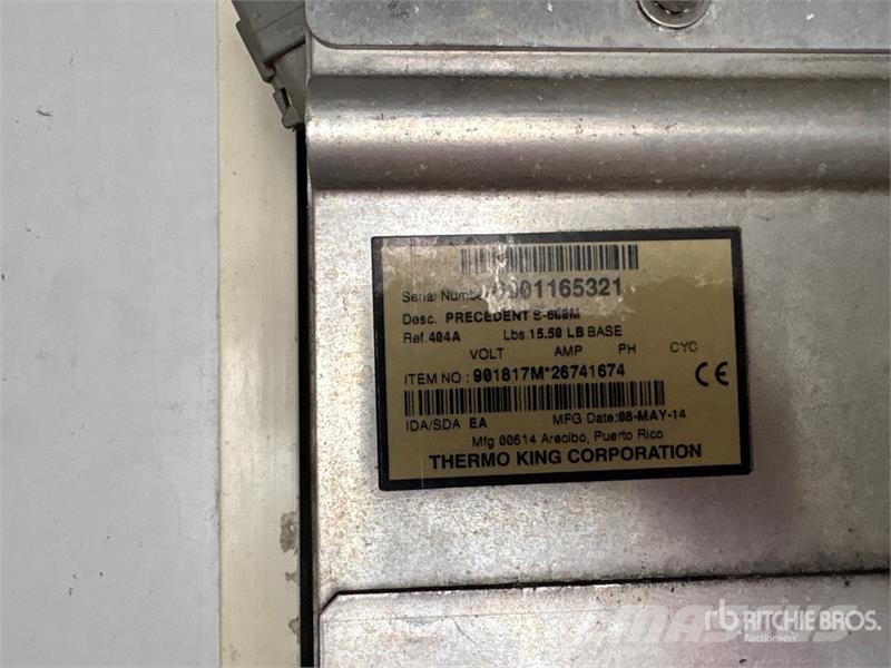 Utility VS2RA 48 ft x 102 in T/A Multi -Temp Refrigerated  Puspriekabės su izoterminiu kėbulu