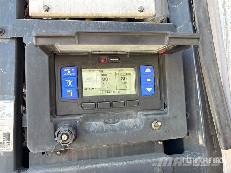 Utility VS2RA 48 ft x 102 in T/A Multi -Temp Refrigerated  Temperature controlled semi-trailers