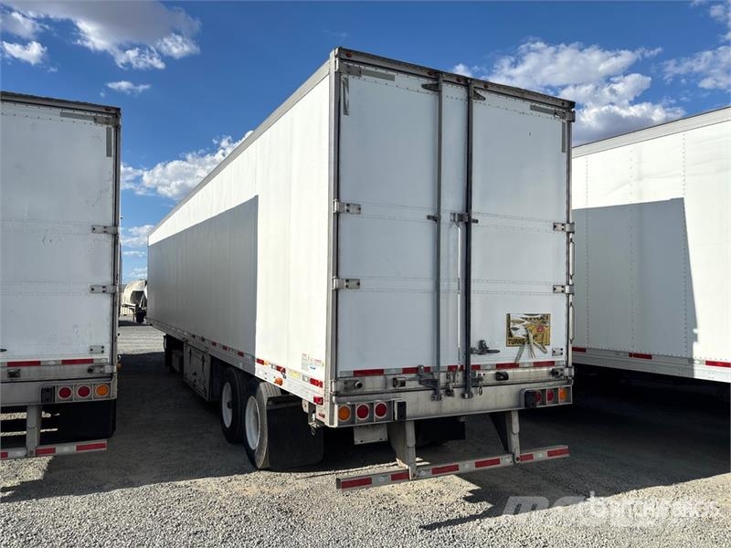 Utility VS2RA 48 ft x 102 in T/A Refrigerated Trailer 冷凍冷蔵トレーラー