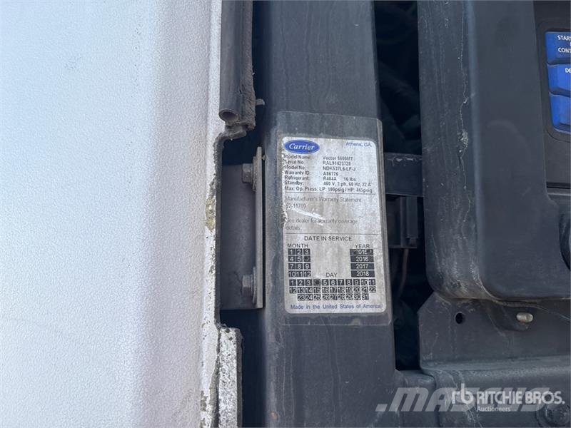 Utility VS2RA 48 ft x 102 in T/A Multi -Temp Refrigerated  Temperature controlled semi-trailers