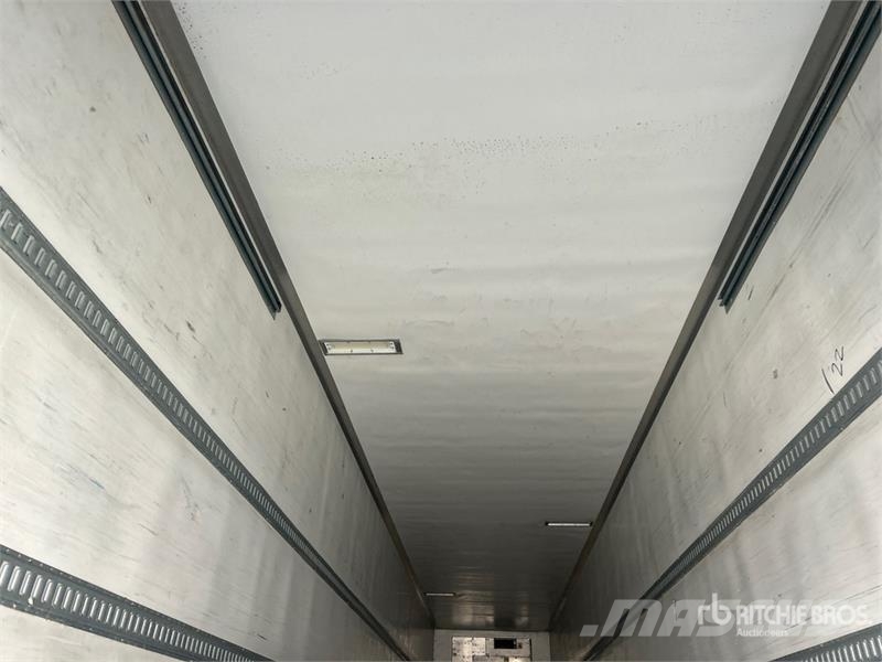 Utility VS2RA 53 ft x 102 in T/A Refrigerated Trailer Напівпричепи-рефрижератори