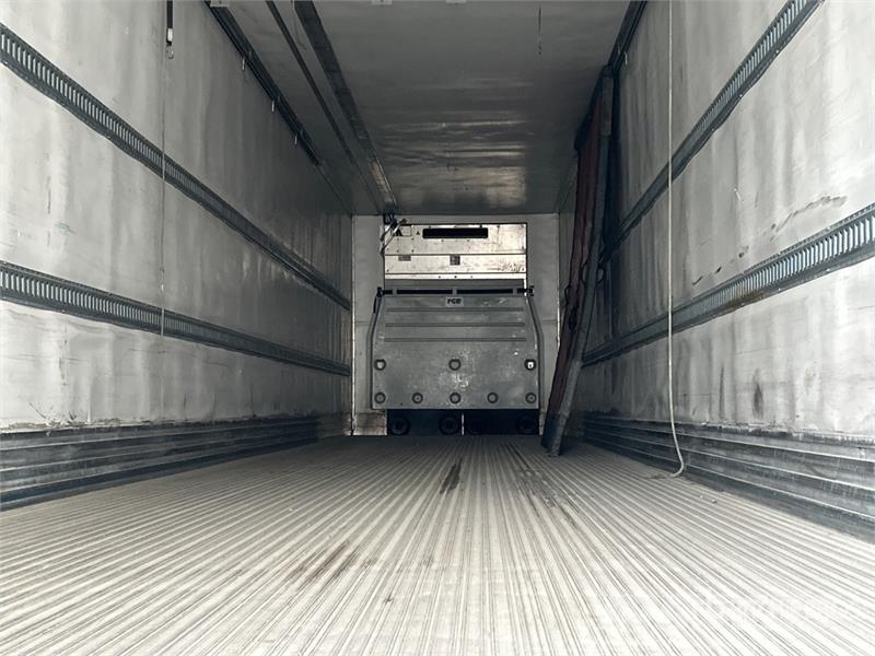 Utility VS2RA 53 ft x 102 in T/A Multi -Temp Refrigerated Semi Reboques Isotérmicos