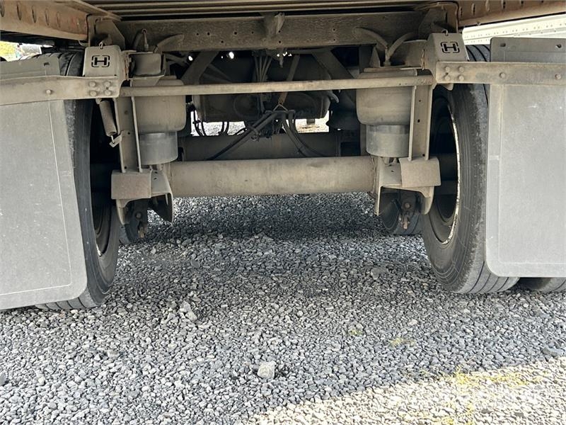 Utility VS2RA 53 ft x 102 in T/A Refrigerated Trailer 控溫式半拖車
