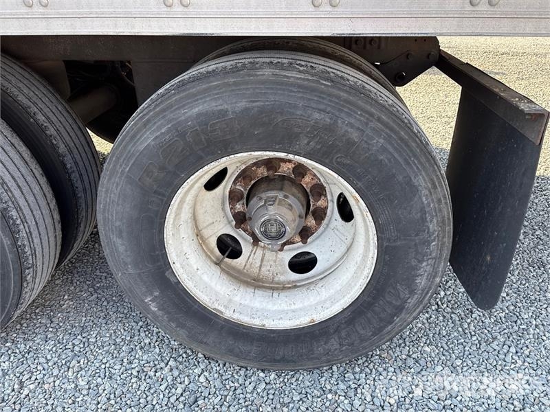 Utility VS2RA 53 ft x 102 in T/A Refrigerated Trailer Frigofrik çekiciler