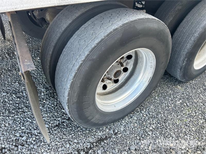Utility VS2RA 53 ft x 102 in T/A Refrigerated Trailer Piekabes ar temperatūras kontroli