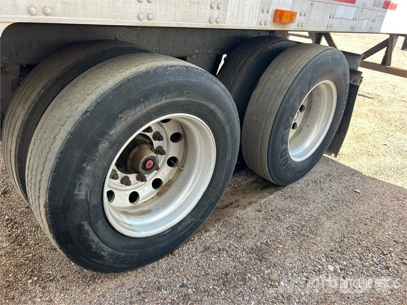 Utility VS2RA 53 ft x 102 in T/A Refrigerated Trailer Hladilne polprikolice
