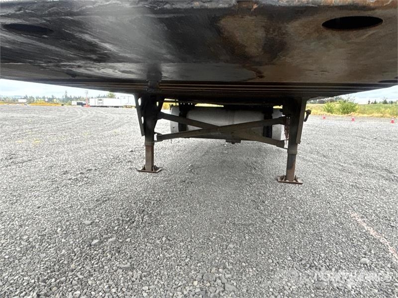 Utility VS2RA 53 ft x 102 in T/A Refrigerated Trailer Puspriekabės su izoterminiu kėbulu