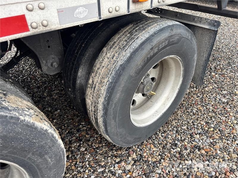 Utility VS2RA 53 ft x 102 in T/A Refrigerated Trailer Hladilne polprikolice