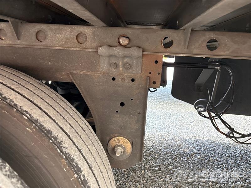 Utility VS2RA 53 ft x 102 in T/A Refrigerated Trailer Kühlauflieger
