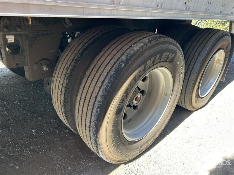 Utility VS2RA 53 ft x 102 in T/A Refrigerated Trailer Semi remorque frigorifique