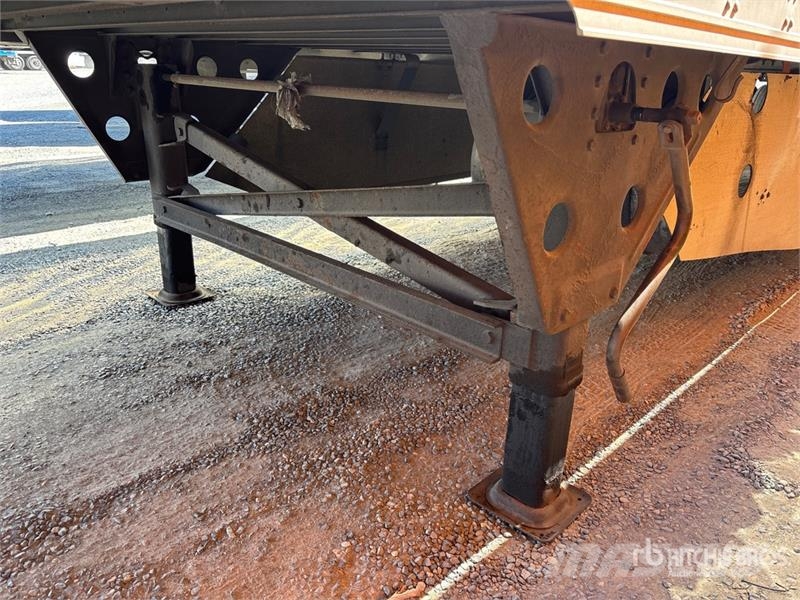 Utility VS2RA 53 ft x 102 in T/A Refrigerated Trailer Temperature controlled semi-trailers