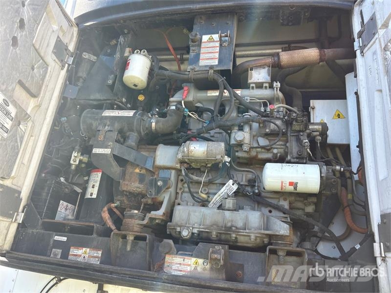 Utility VS2RA 53 ft x 102 in T/A Refrigerated Trailer Temperature controlled semi-trailers