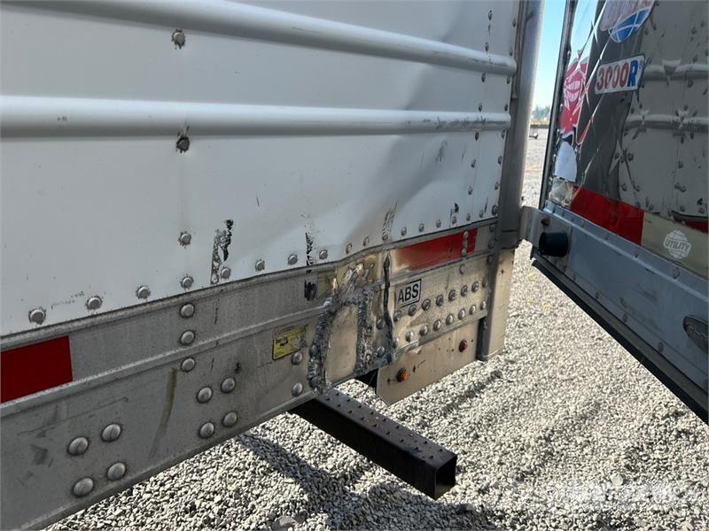 Utility VS2RA 53 ft x 102 in T/A Refrigerated Trailer Piekabes ar temperatūras kontroli