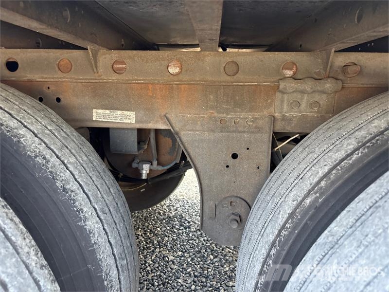 Utility VS2RA 53 ft x 102 in T/A Refrigerated Trailer نصف مقطورات بدرجة حرارة قابلة للضبط