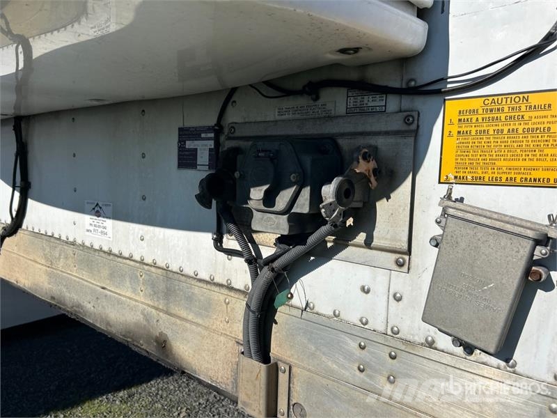 Utility VS2RA 53 ft x 102 in T/A Refrigerated Trailer 冷凍冷蔵トレーラー