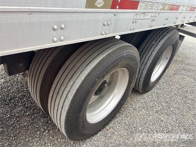 Utility VS2RA 53 ft x 102 in T/A Refrigerated Trailer Kylmä-/Lämpökoripuoliperävaunut