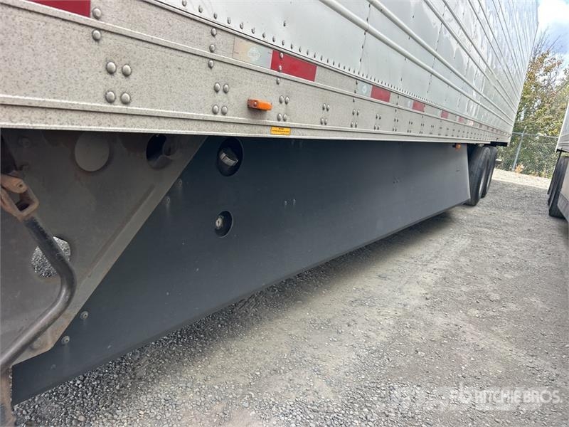Utility VS2RA 53 ft x 102 in T/A Refrigerated Trailer Puspriekabės su izoterminiu kėbulu
