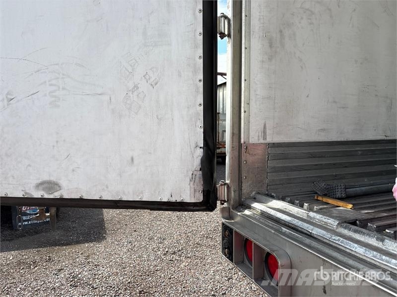 Utility VS2RA 53 ft x 102 in T/A Refrigerated Trailer Kühlauflieger
