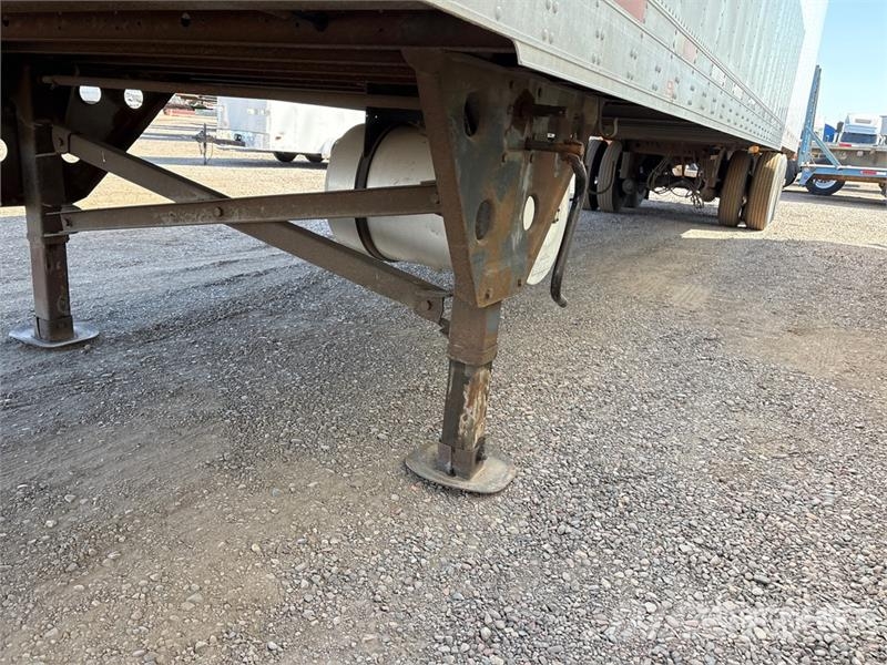 Utility VS2RA 53 ft x 102 in T/A Refrigerated Trailer Piekabes ar temperatūras kontroli