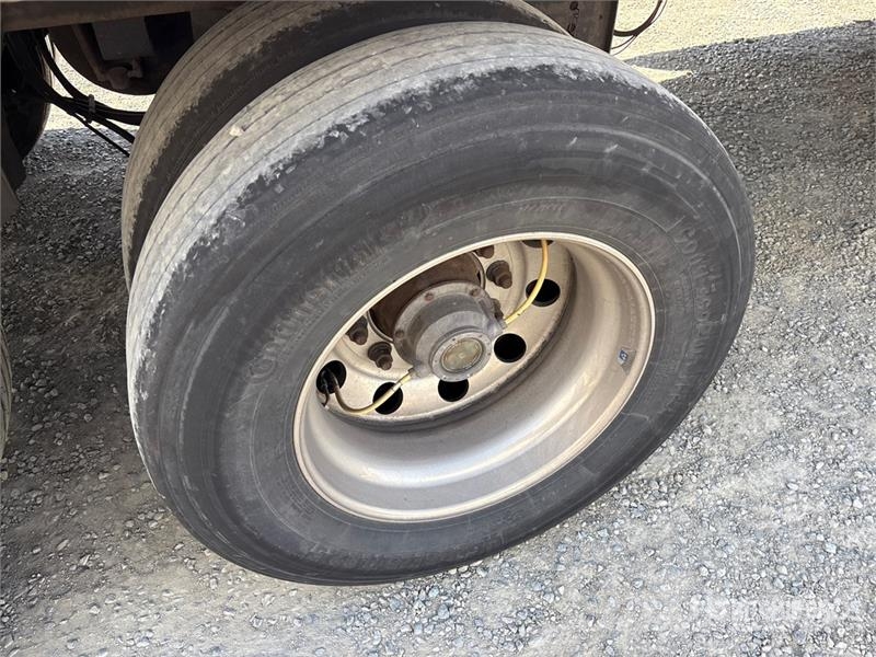 Utility VS2RA 53 ft x 102 in T/A Refrigerated Trailer Hladilne polprikolice
