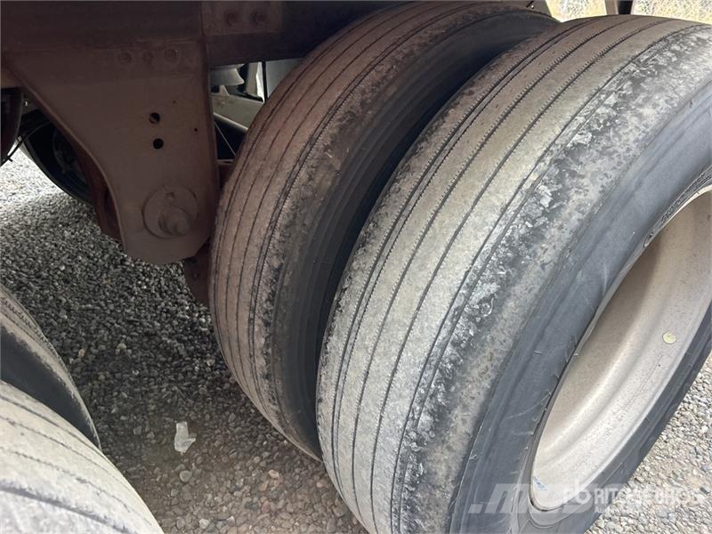 Utility VS2RA 53 ft x 102 in T/A Refrigerated Trailer Puspriekabės su izoterminiu kėbulu
