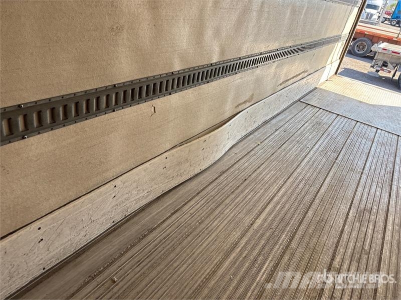 Utility VS2RA 53 ft x 102 in T/A Refrigerated Trailer Piekabes ar temperatūras kontroli