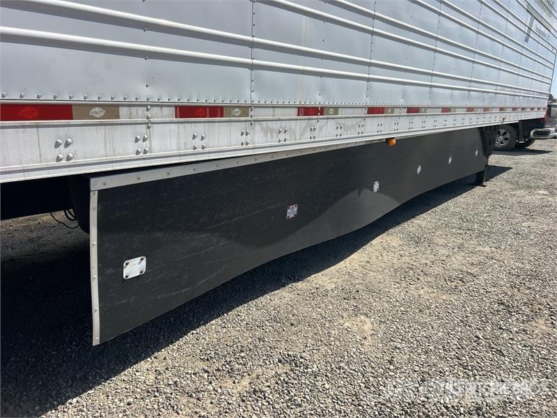 Utility VS2RA 53 ft x 102 in T/A Refrigerated Trailer Kylmä-/Lämpökoripuoliperävaunut