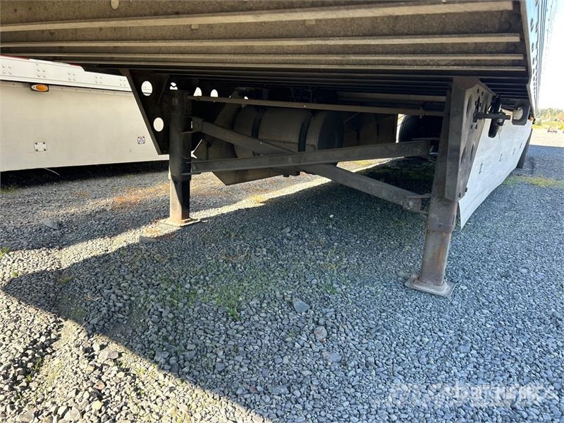 Utility VS2RA 53 ft x 102 in T/A Refrigerated Trailer 冷凍冷蔵トレーラー