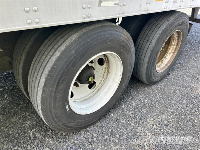 Utility VS2RA 53 ft x 102 in T/A Refrigerated Trailer Hladilne polprikolice