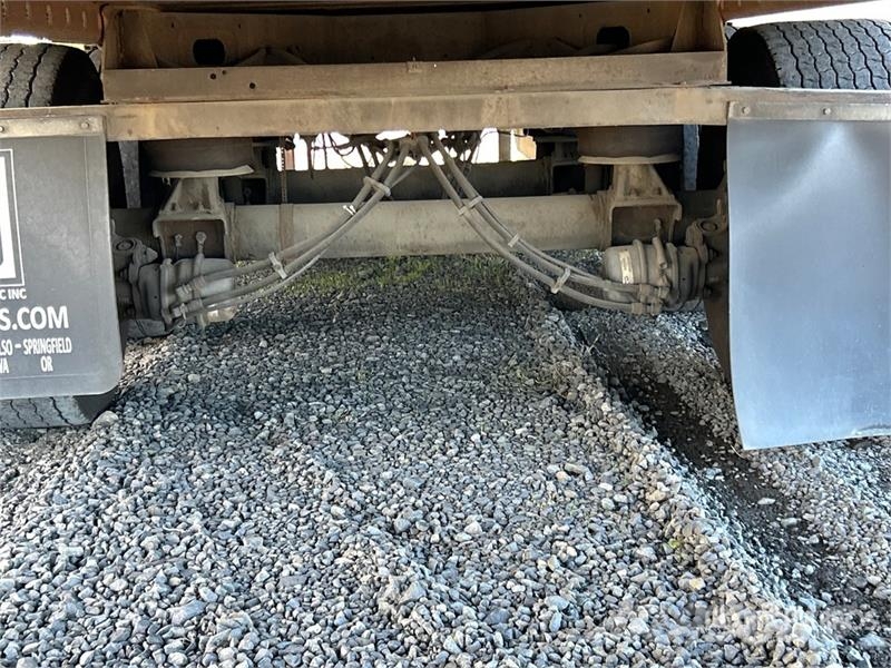 Utility VS2RA 53 ft x 102 in T/A Refrigerated Trailer 冷凍冷蔵トレーラー