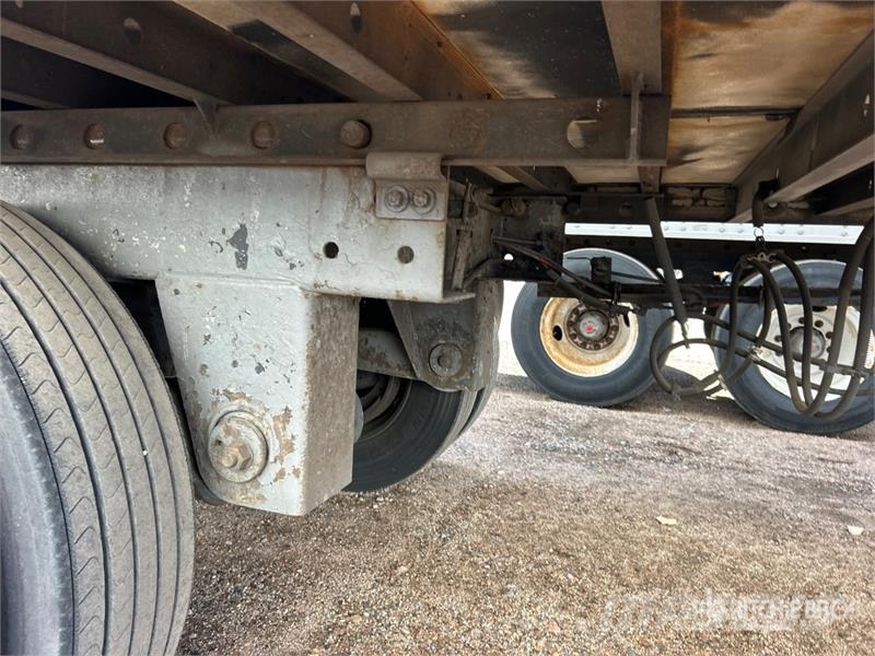 Utility VS2RA 53 ft x 102 in T/A Refrigerated Trailer Hladilne polprikolice