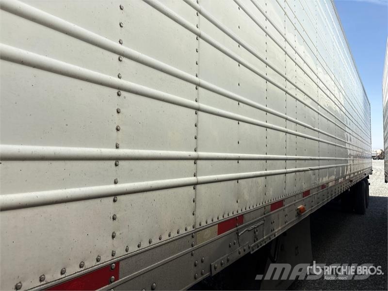 Utility VS2RA 53 ft x 102 in T/A Refrigerated Trailer Puspriekabės su izoterminiu kėbulu