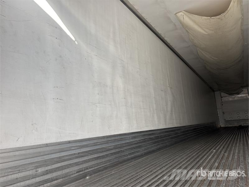 Utility VS2RA 53 ft x 102 in T/A Refrigerated Trailer Puspriekabės su izoterminiu kėbulu