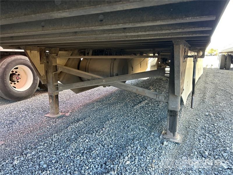 Utility VS2RA 53 ft x 102 in T/A Refrigerated Trailer Hladilne polprikolice