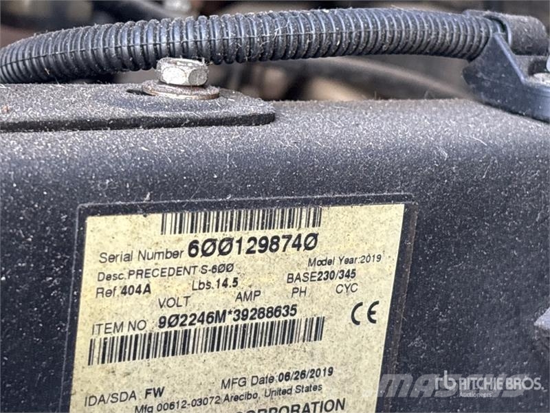 Utility VS2RA 53 ft x 102 in T/A Refrigerated Trailer Puspriekabės su izoterminiu kėbulu