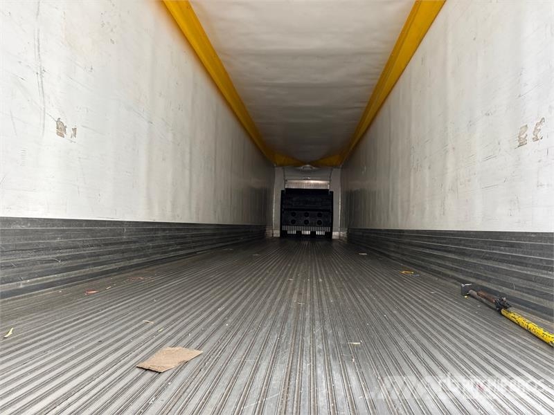 Utility VS2RA 53 ft x 102 in T/A Refrigerated Trailer Hladilne polprikolice
