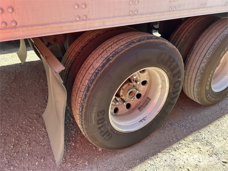 Utility VS2RA 53 ft x 102 in T/A Refrigerated Trailer Semi remorque frigorifique