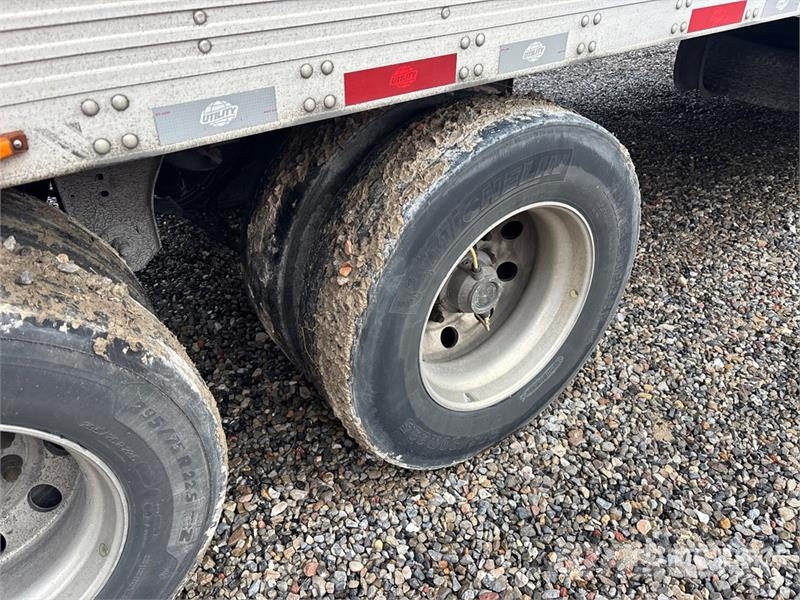 Utility VS2RA 53 ft x 102 in T/A Refrigerated Trailer Hladilne polprikolice