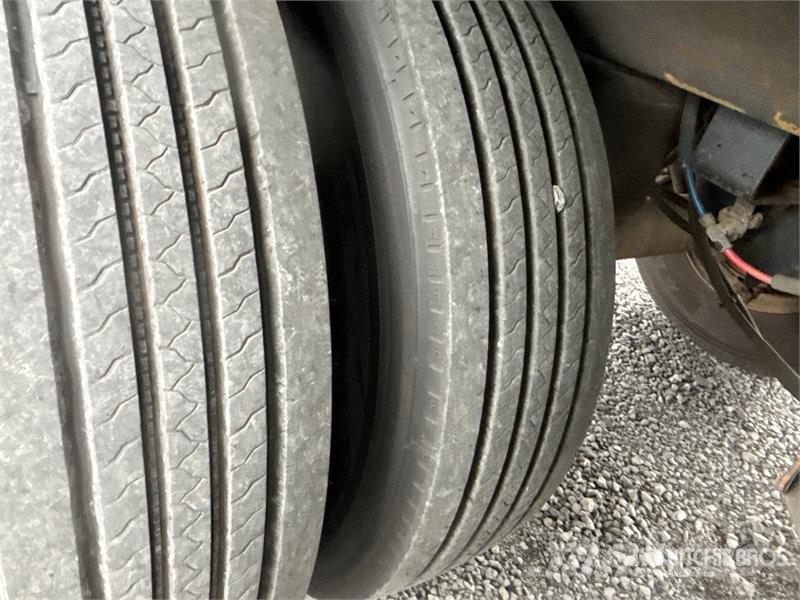 Utility VS2RA 53 ft x 102 in T/A Refrigerated Trailer Puspriekabės su izoterminiu kėbulu