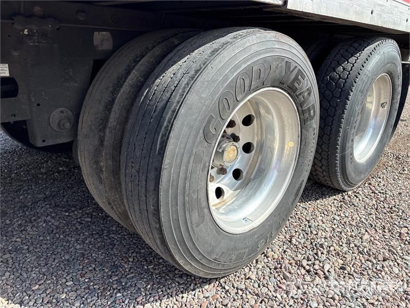 Utility VS2RA 53 ft x 102 in T/A Refrigerated Trailer Kühlauflieger