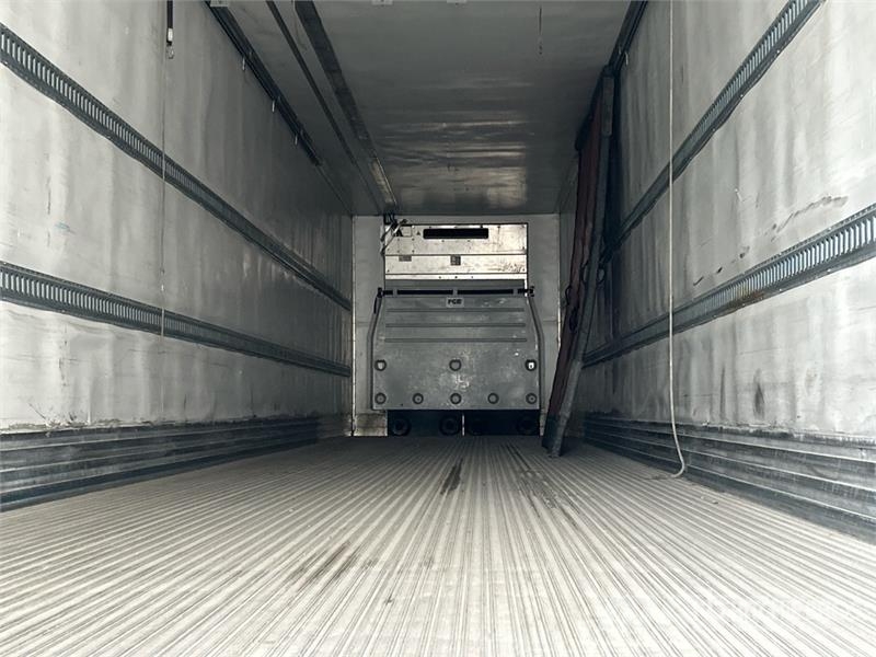Utility VS2RA 53 ft x 102 in T/A Multi -Temp Refrigerated Poluprikolice hladnjače