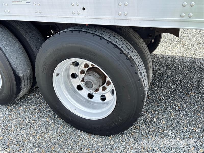 Utility VS2RA 53 ft x 102 in T/A Refrigerated Trailer 控溫式半拖車