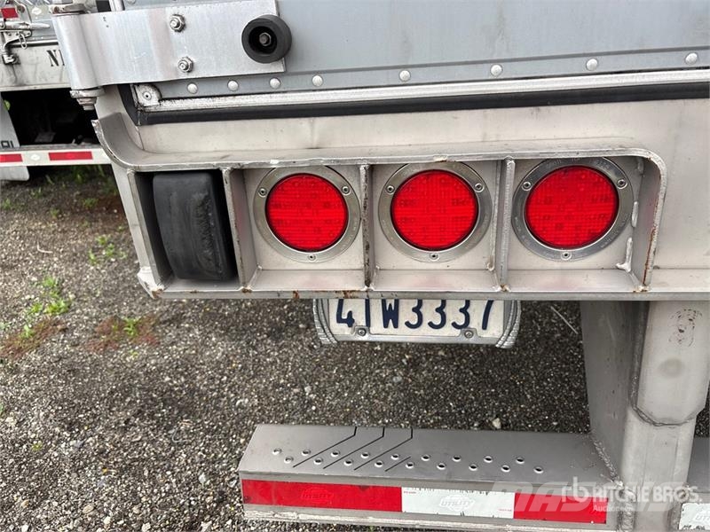 Utility VS2RA 53 ft x 102 in T/A Refrigerated Trailer (Ino Piekabes ar temperatūras kontroli