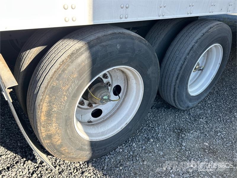 Utility VS2RA 53 ft x 102 in T/A Refrigerated Trailer Kühlauflieger