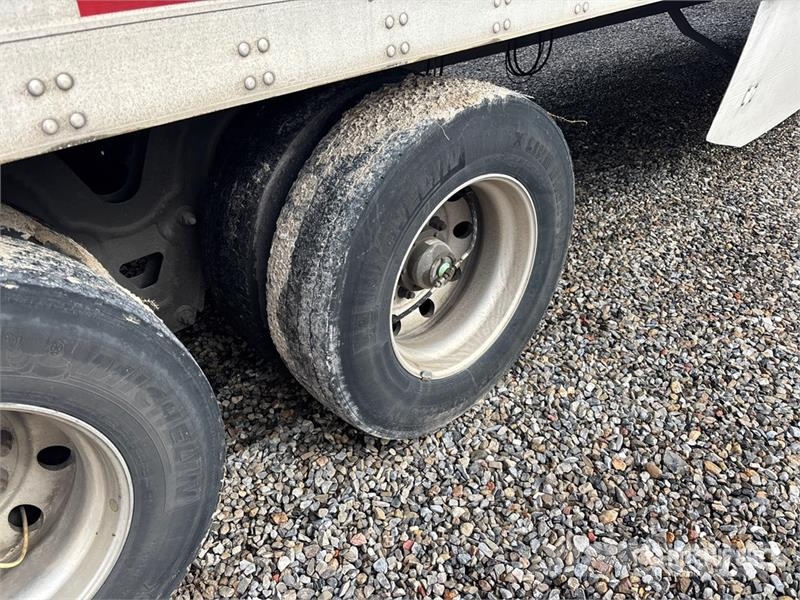 Utility VS2RA 53 ft x 96 in T/A Refrigerated Trailer Piekabes ar temperatūras kontroli